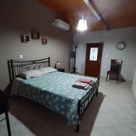 Seaview Maisonette Paradise Plaka (Arcadia)