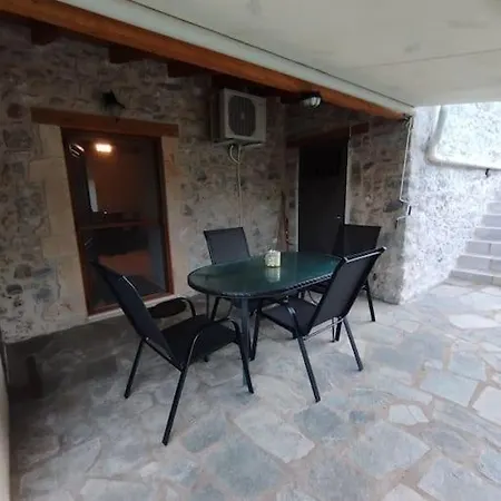 Seaview Maisonette Paradise *