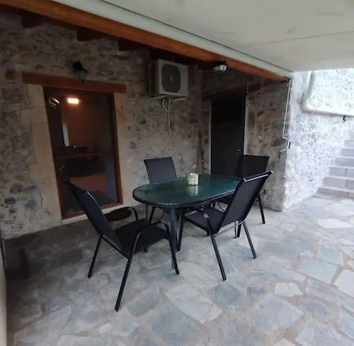 Seaview Maisonette Paradise *